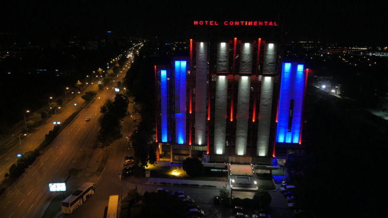 Hotel Continental Szkopje Kültér fotó